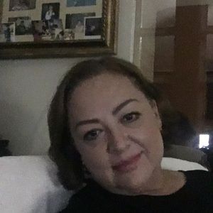 Meet your Posher, Leticia